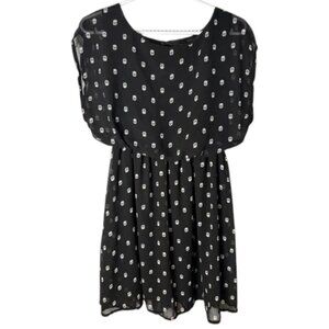 Fun & Flirt black and white skull print sleeveless dress size L